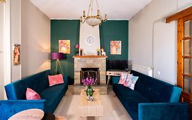 Ilia House